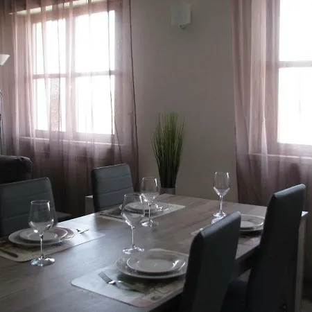 Cozy & Bright Apartamento