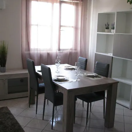 Cozy & Bright Apartamento